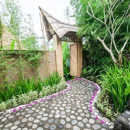 Balikayanas Bamboo House - Miggiell House Villa Karangasem  Exterior photo